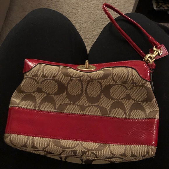 Red coach wristlet - Picture 2 of 6